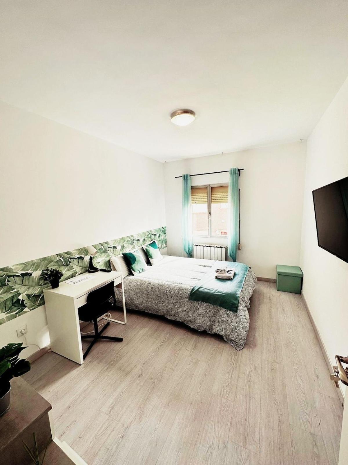 Coquette Private Double Habitación en casa particular Madrid